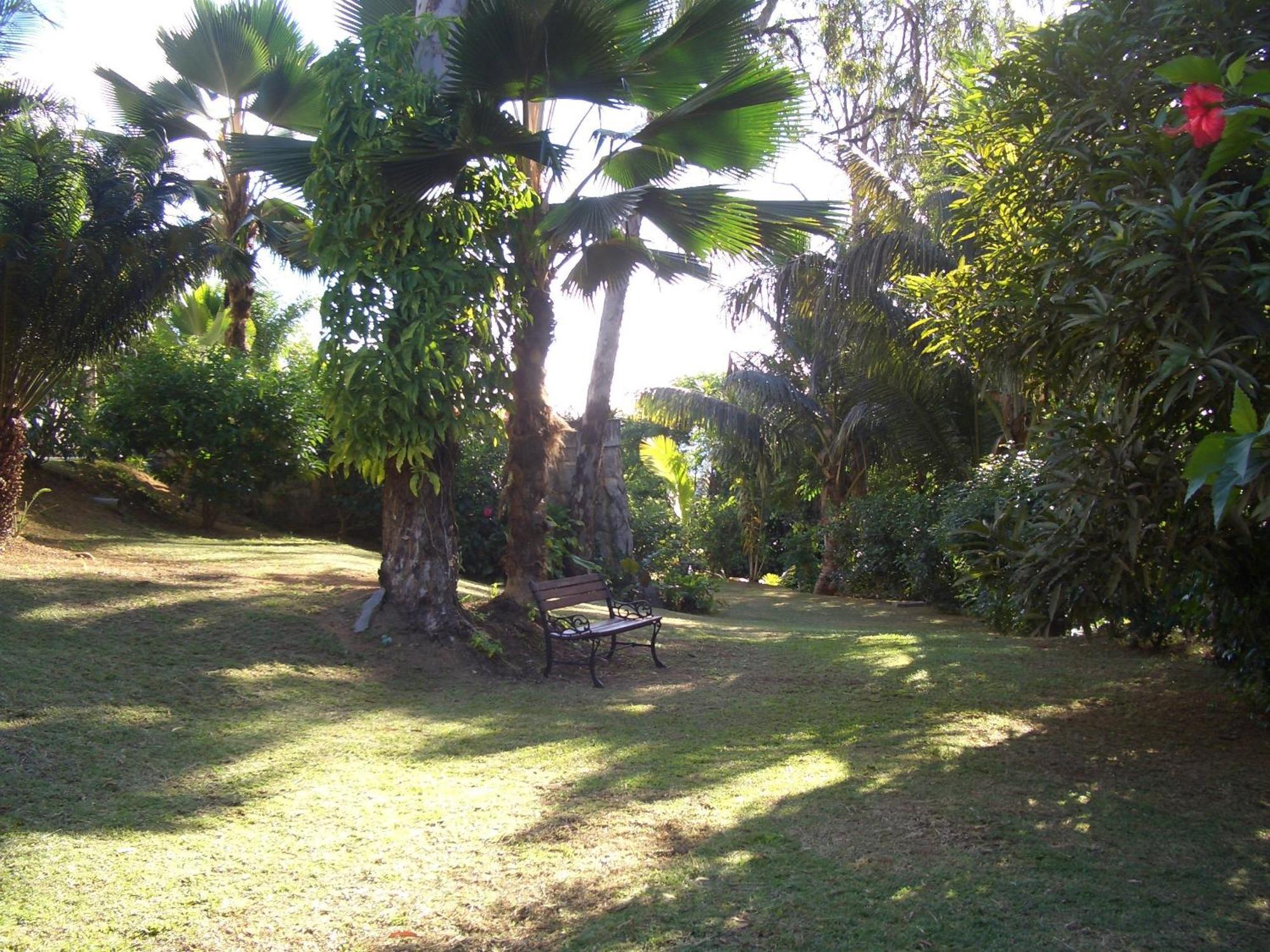 Hillcrest Villas Glacis  Esterno foto